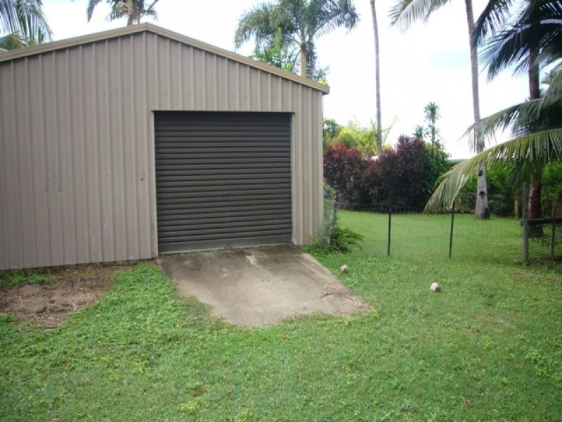 11 Hillside Drive, Grasstree Beach QLD 4740