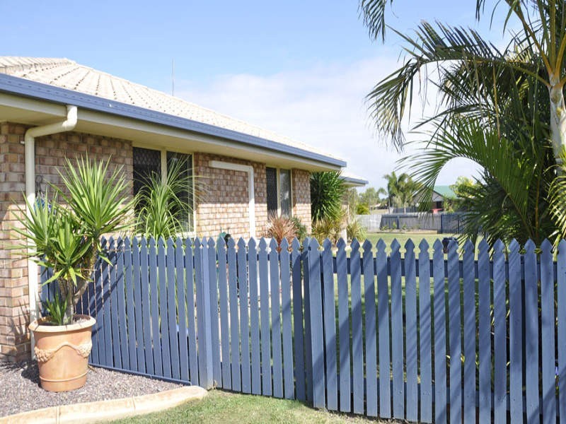 1 Schnapper Court, Andergrove QLD 4740