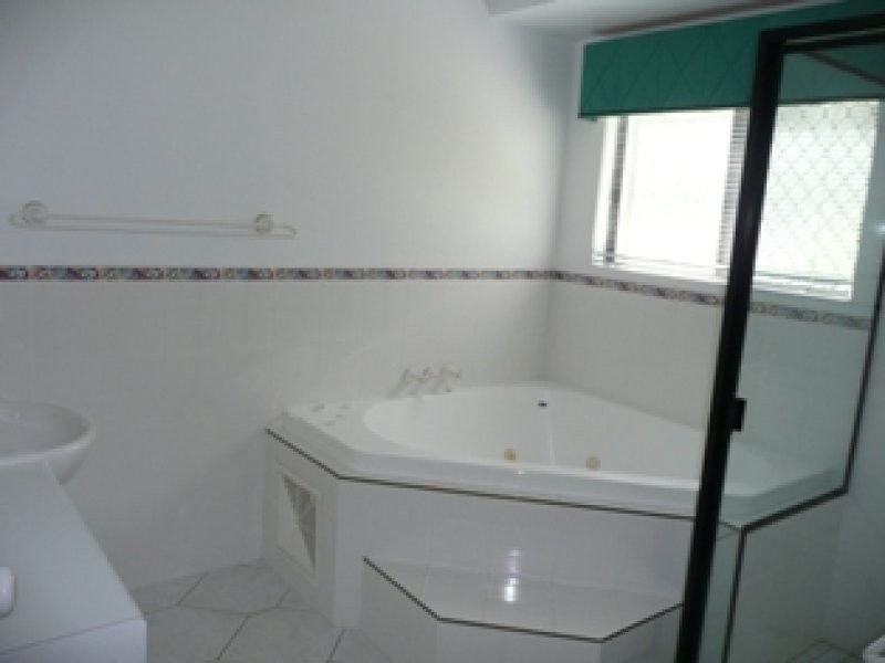 42 Admiral Drive, Dolphin Heads QLD 4740