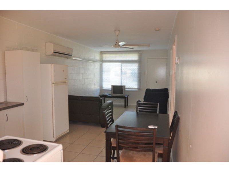 3/21 Owen Jenkins Drive, Sarina Beach QLD 4737