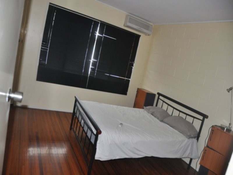 1/64 Carlyle Street, Mackay QLD 4740