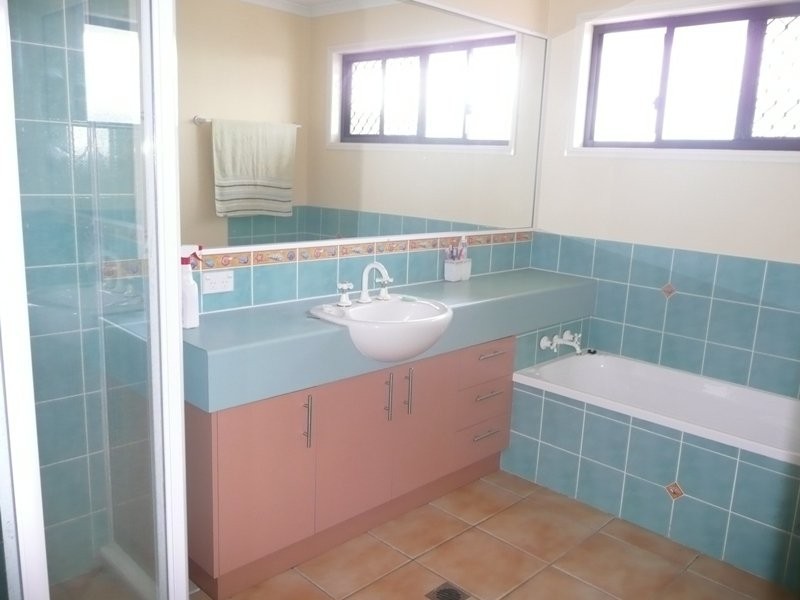 10 Hokins Court, Glenella QLD 4740