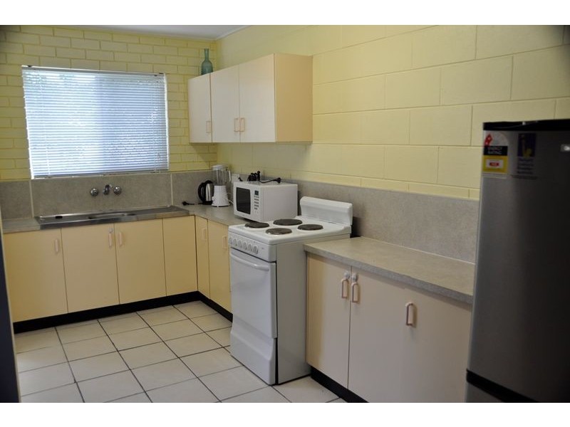 6/64 Carlyle Street, Mackay QLD 4740