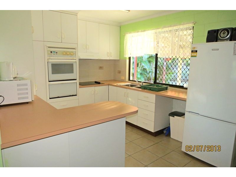 18 Stott Street, Bucasia QLD 4750