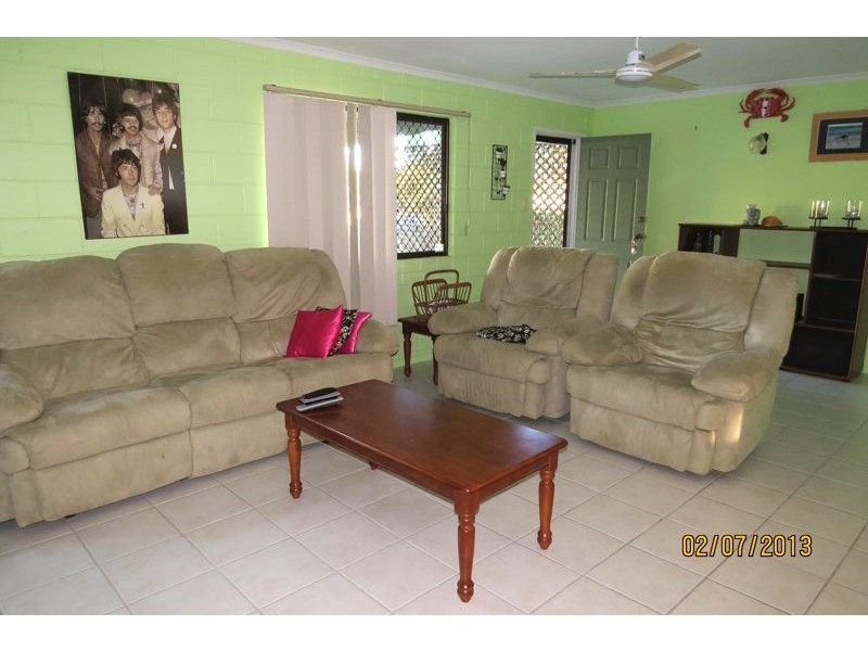 18 Stott Street, Bucasia QLD 4750