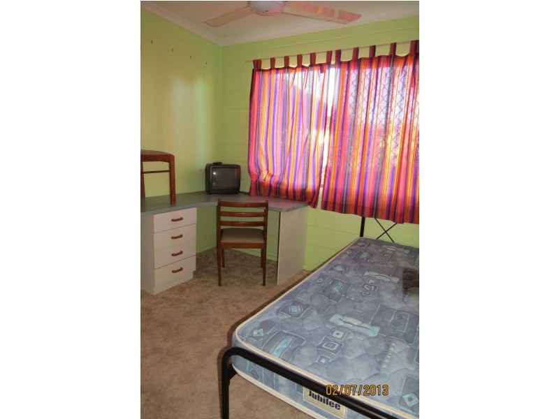 18 Stott Street, Bucasia QLD 4750