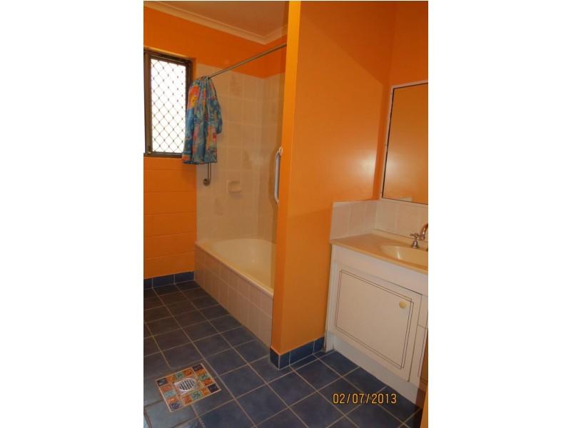 18 Stott Street, Bucasia QLD 4750