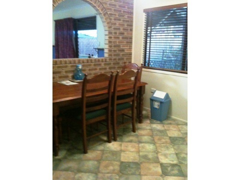 8 Bernborough Avenue, Ooralea QLD 4740