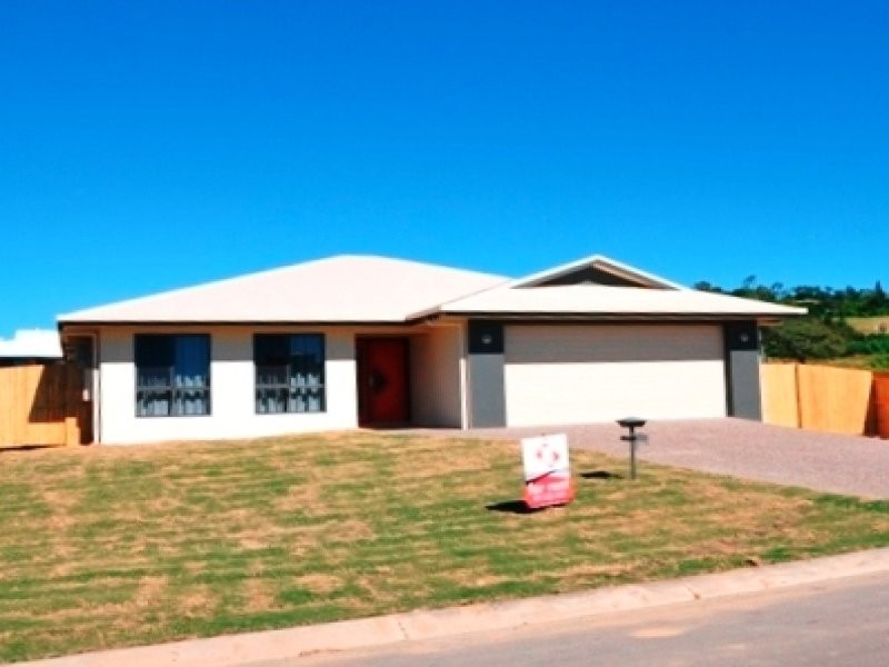 2 Webb Court, Rural View QLD 4740