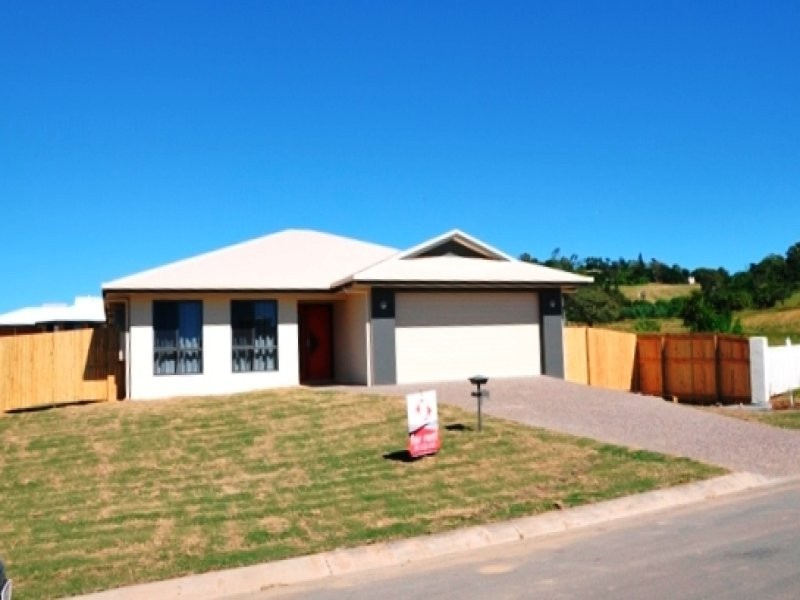 2 Webb Court, Rural View QLD 4740