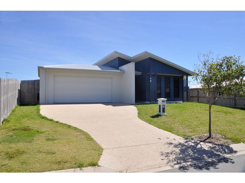 16 Salisbury Place, Ooralea QLD 4740