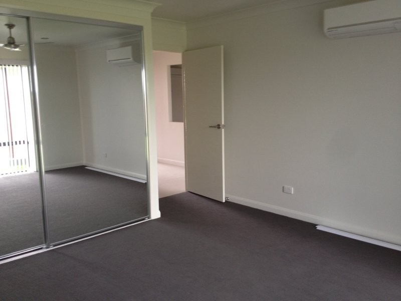 4 Camellen Street, Rural View QLD 4740
