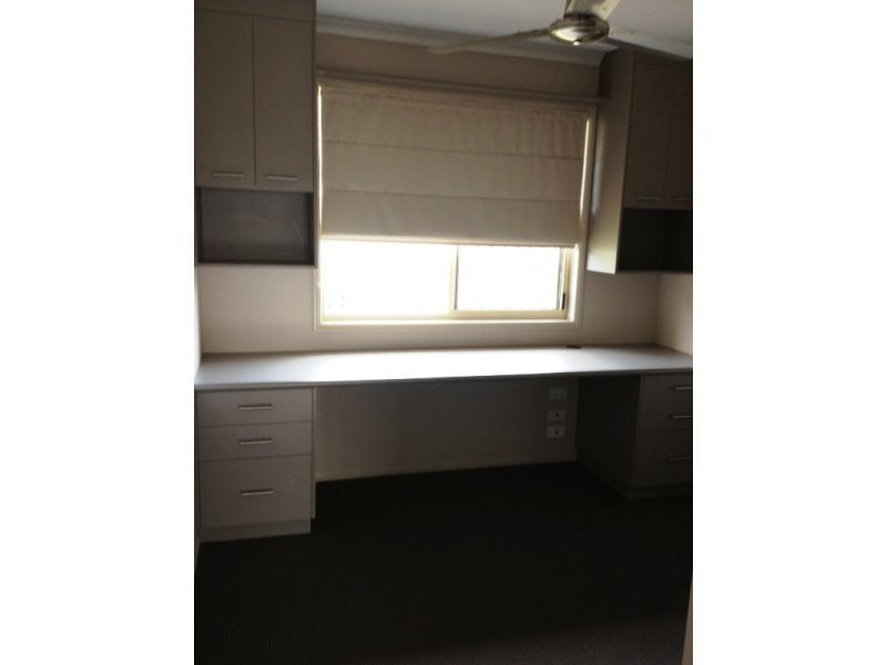 2/61 Edward Street, South Mackay QLD 4740