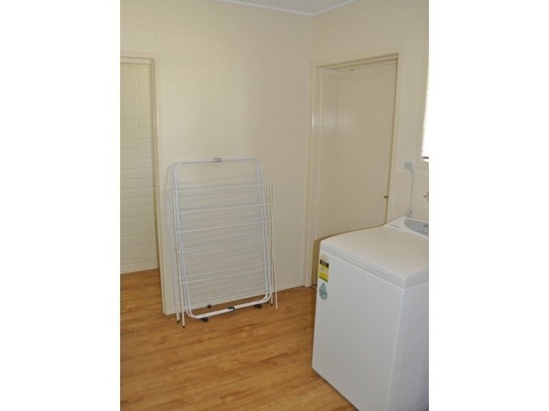 2/4 Old Shoal Point Road, Bucasia QLD 4750