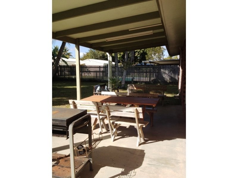 11 Spannagle Street, Bucasia QLD 4750