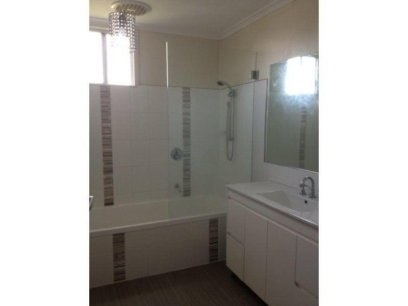 93 Scott Street, East Mackay QLD 4740