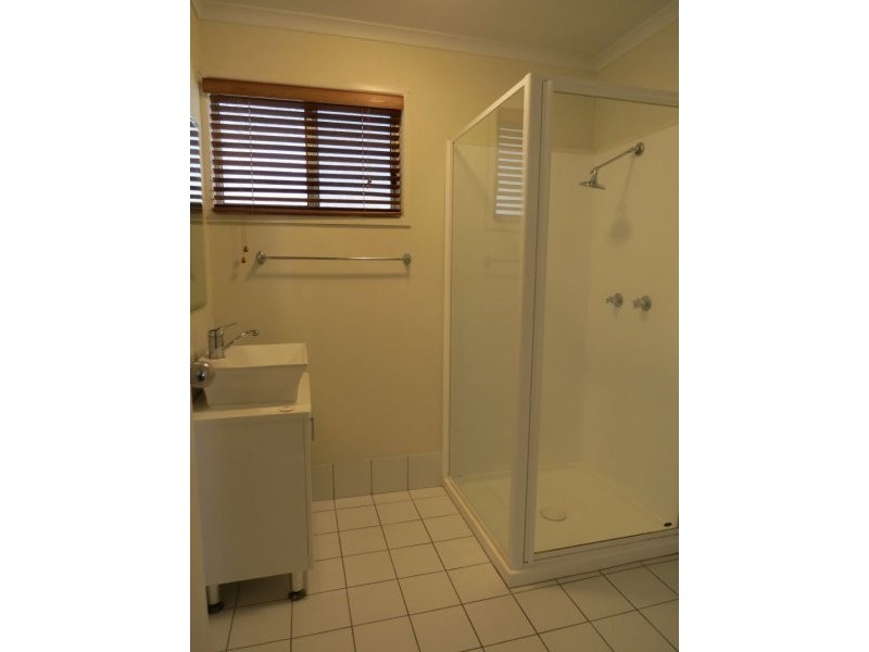 2/26 Old Shoal Point Road, Bucasia QLD 4750