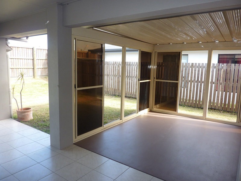 24 Woden Street, Ooralea QLD 4740