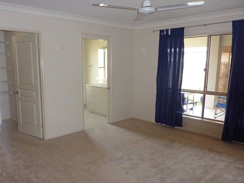 24 Woden Street, Ooralea QLD 4740