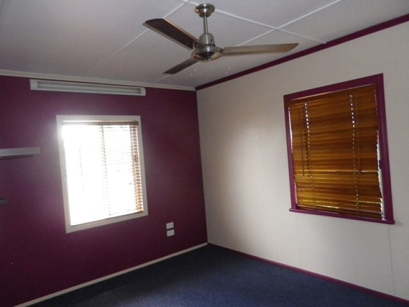 16 Quarry Street, North Mackay QLD 4740