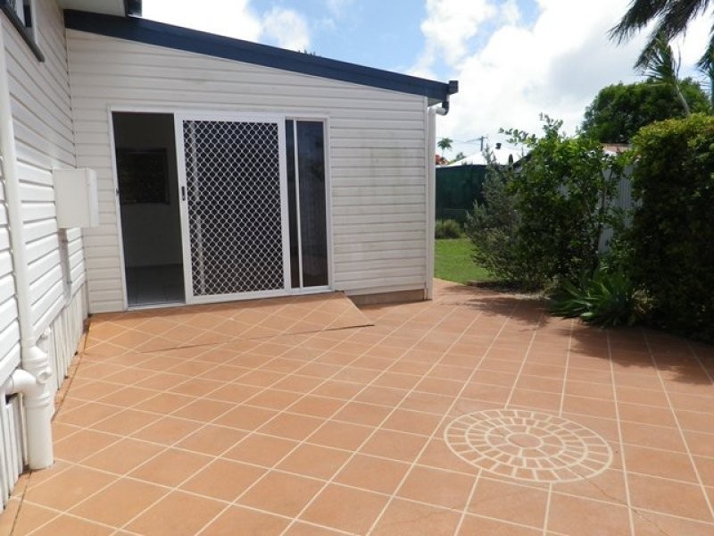 16 Quarry Street, North Mackay QLD 4740