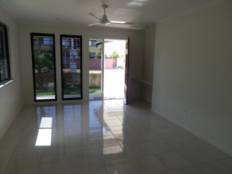 1/16 Sophia Street, Mackay QLD 4740