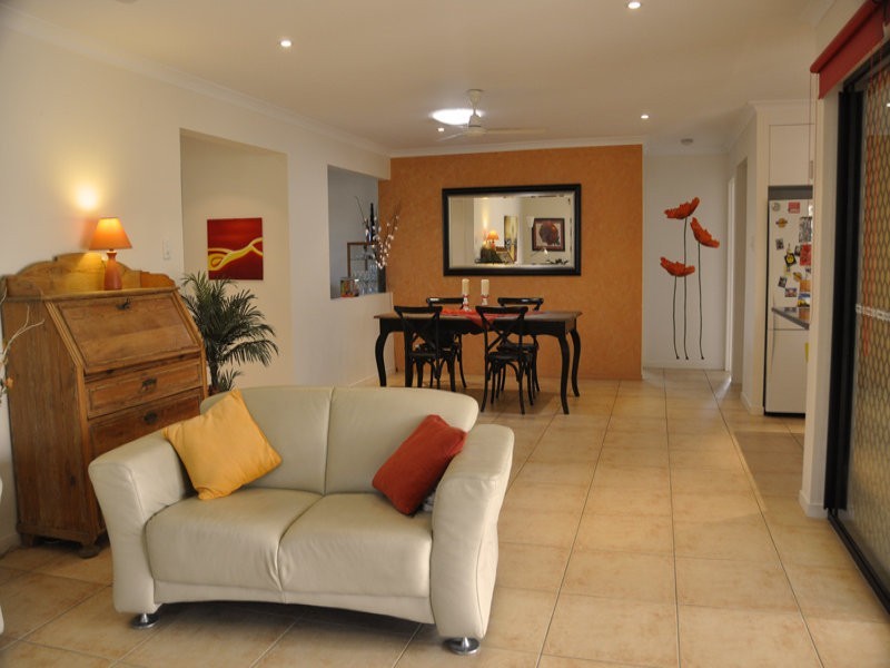 8 Companion Way, Shoal Point QLD 4750