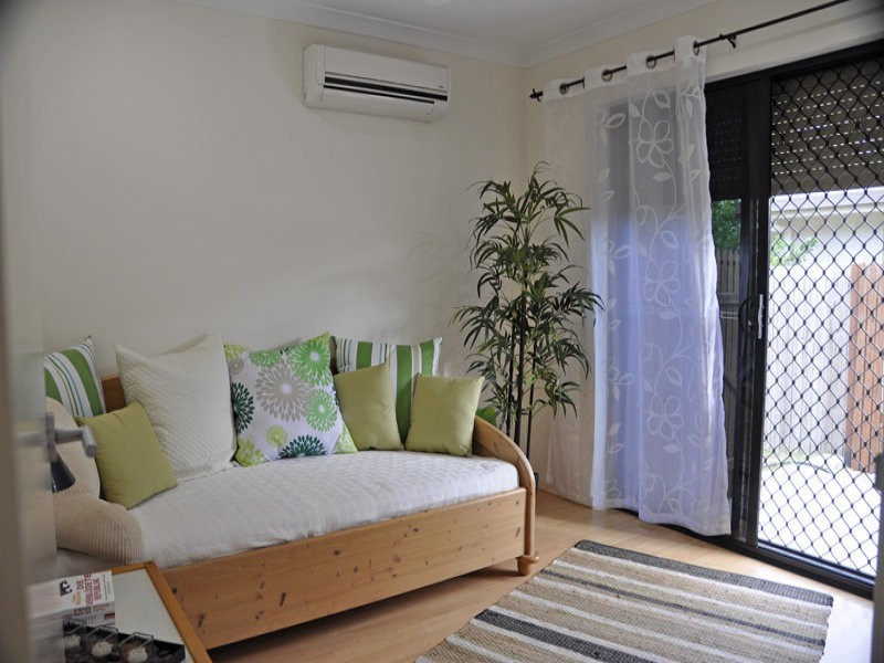 8 Companion Way, Shoal Point QLD 4750