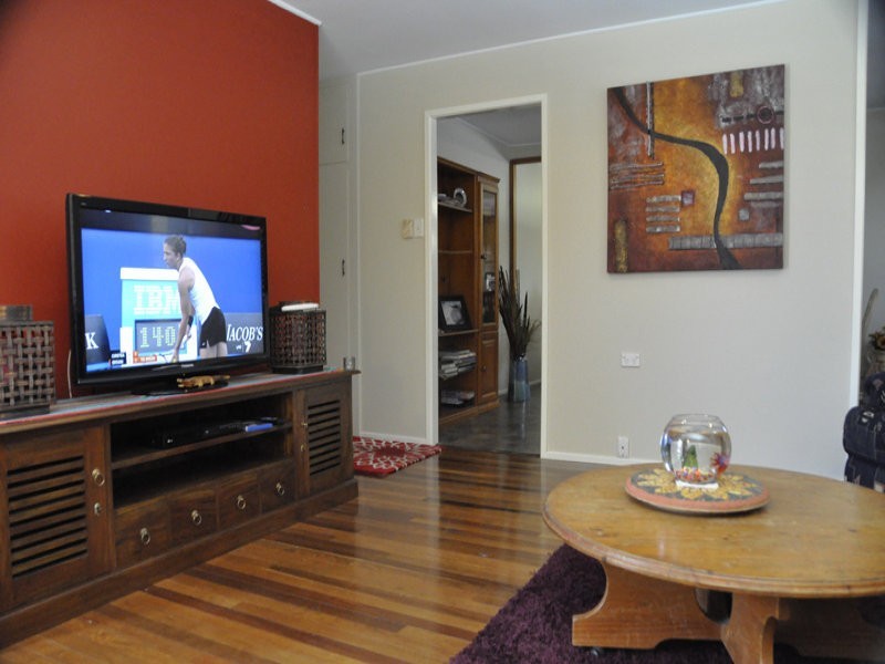 4 Janz Crt, Slade Point QLD 4740