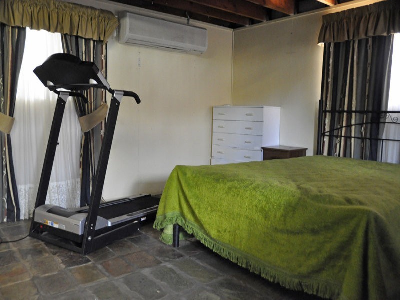 4 Janz Crt, Slade Point QLD 4740