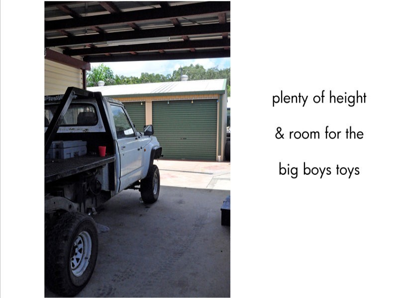 4 Janz Crt, Slade Point QLD 4740