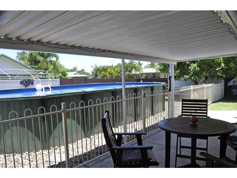 33 Cassia St, Beaconsfield QLD 4740