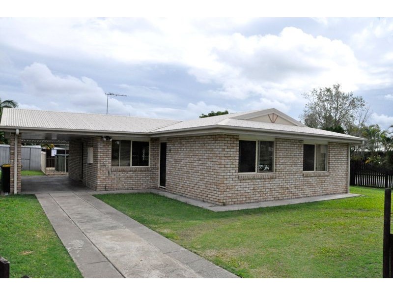 33 Cassia St, Beaconsfield QLD 4740