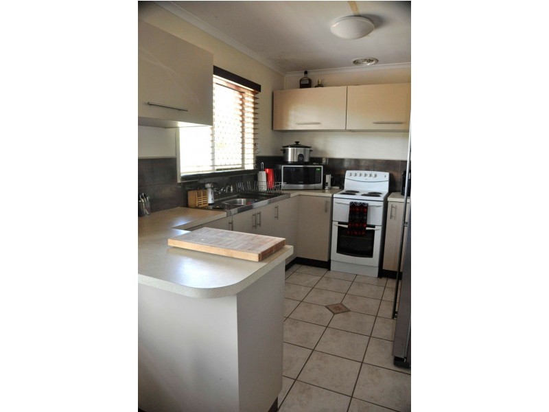 29 Coles Rd, Andergrove QLD 4740