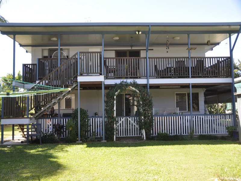 30 McCool St, Moranbah QLD 4744