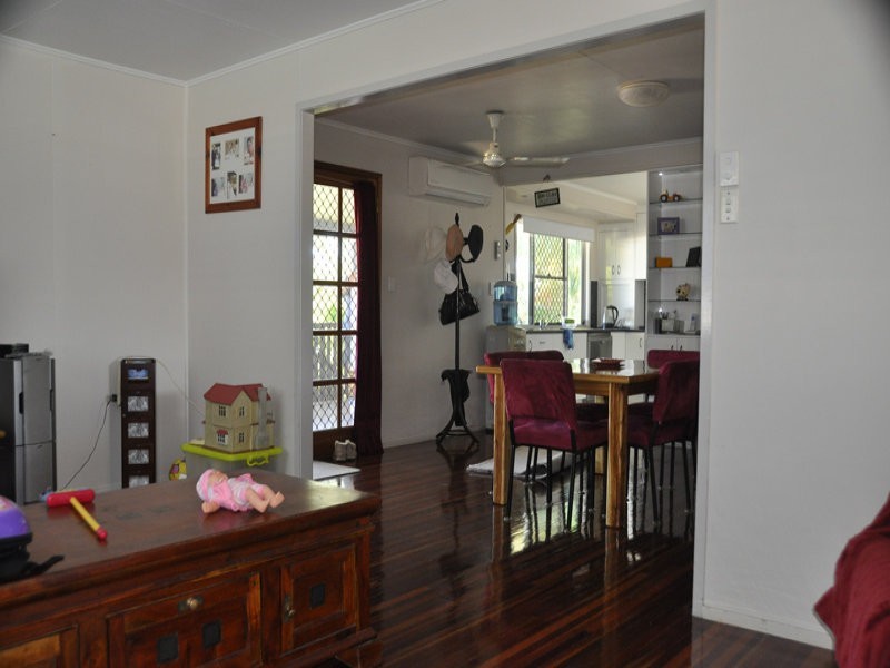 30 McCool St, Moranbah QLD 4744