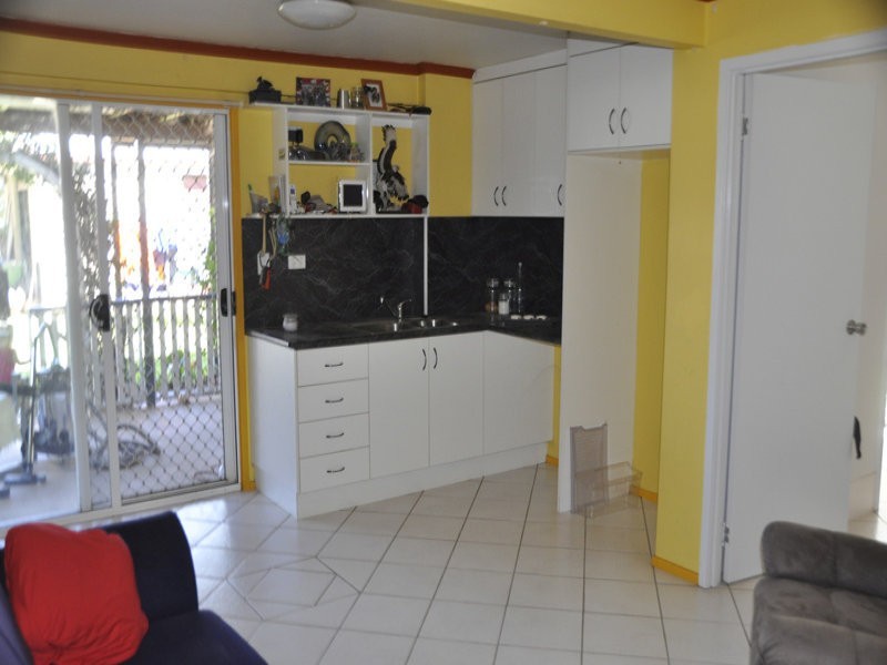30 McCool St, Moranbah QLD 4744
