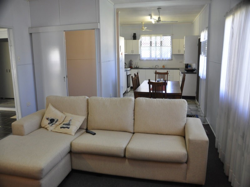 25918 Peak Downs Hwy, Alexandra QLD 4740