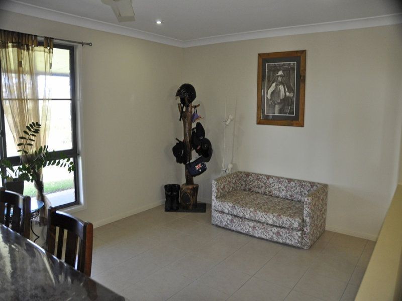 28 Hill St, Eton QLD 4741
