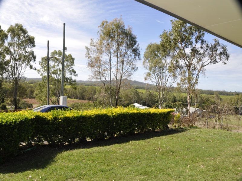 28 Hill St, Eton QLD 4741