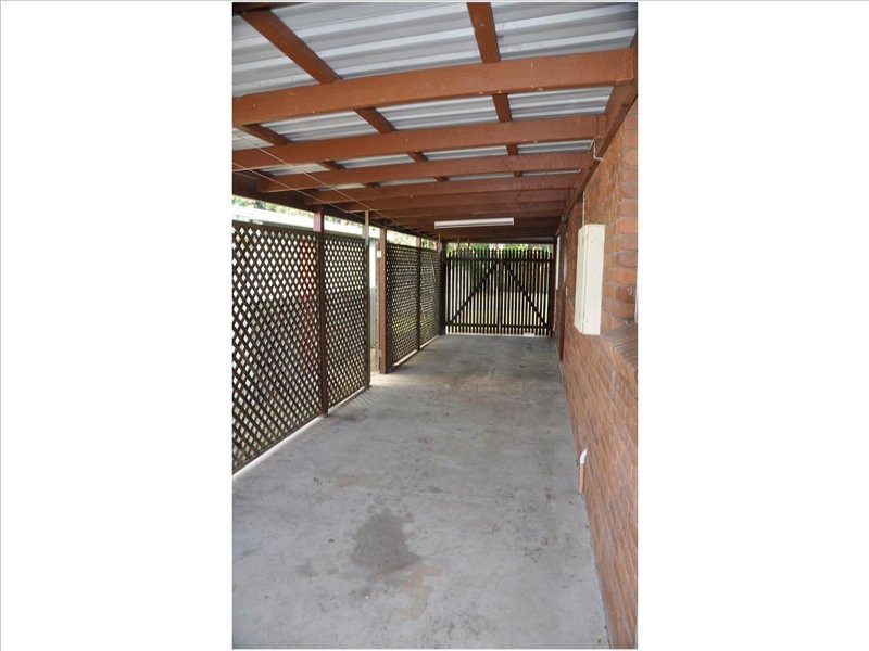 1 Albert Crt, Andergrove QLD 4740