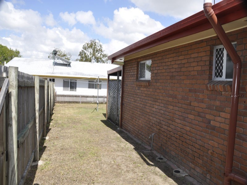 1 Albert Crt, Andergrove QLD 4740