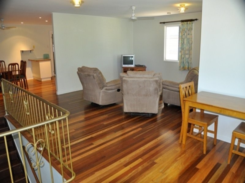 52 Scott St, South Mackay QLD 4740