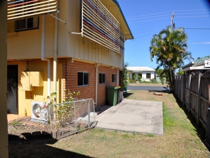 52 Scott St, South Mackay QLD 4740