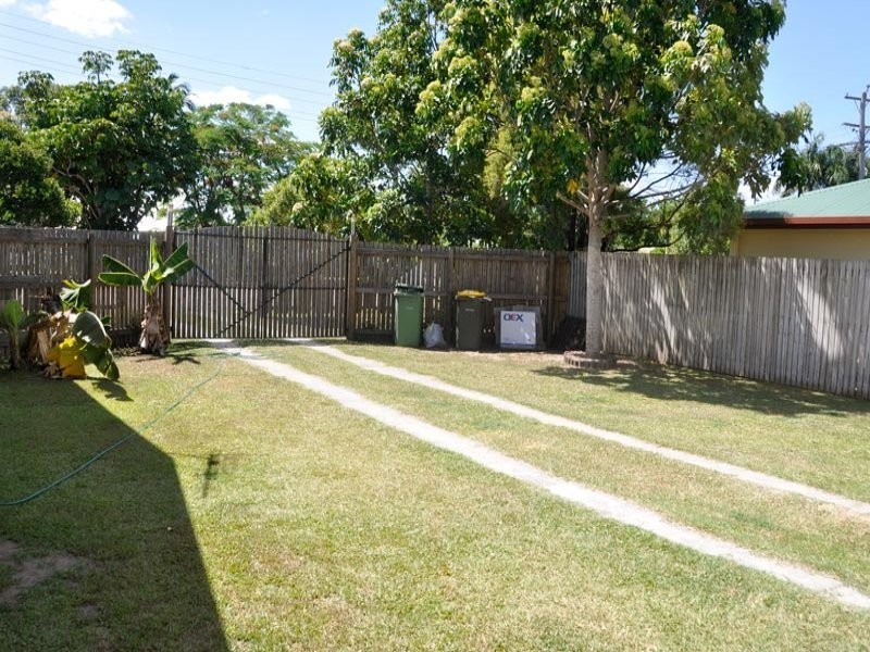 7 Dane St, Walkerston QLD 4751