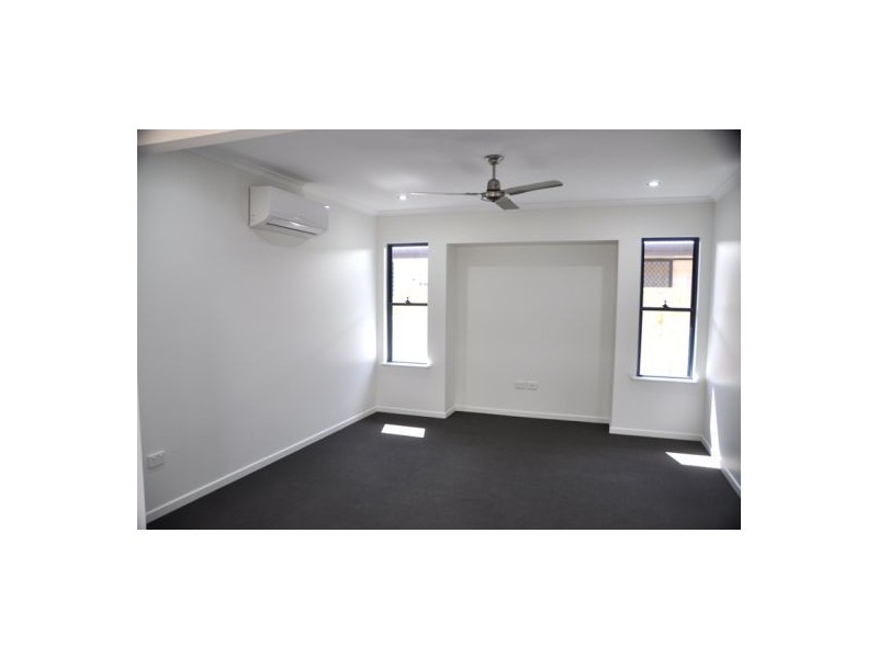 30 Hastings St, Ooralea QLD 4740