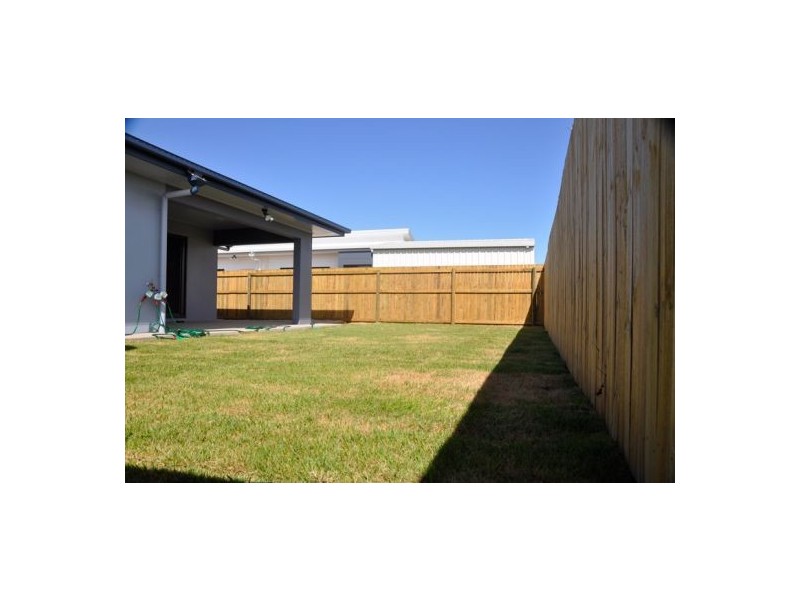 30 Hastings St, Ooralea QLD 4740