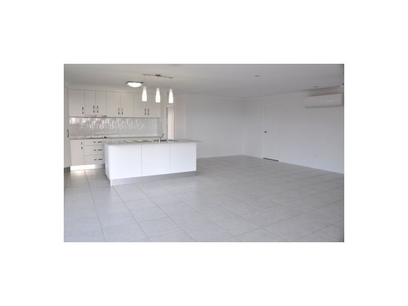 21 Deguara Drv, Beaconsfield QLD 4740