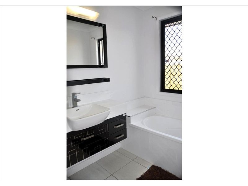 23 Mccall St, Marian QLD 4753