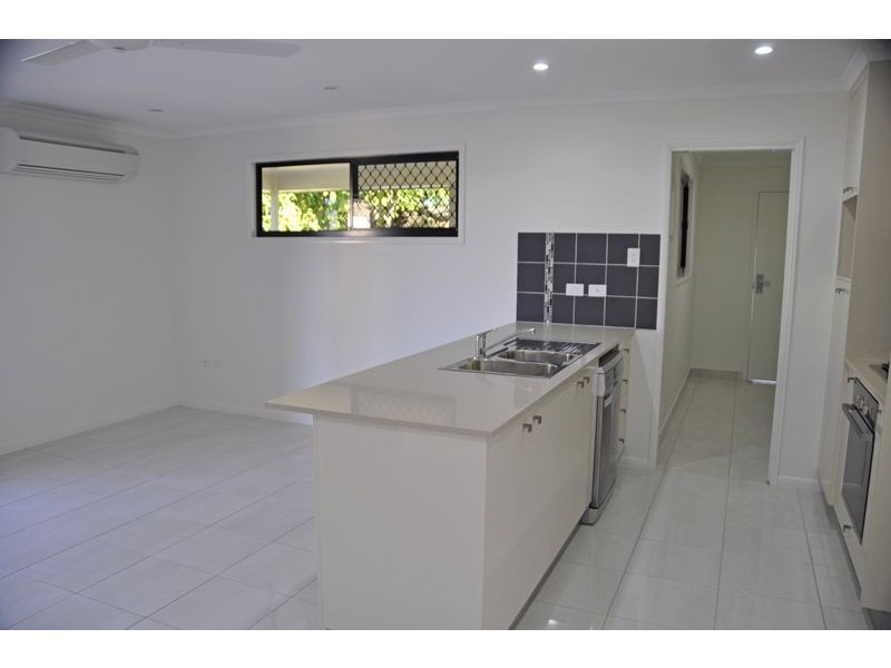 1/16 Sophia St, Mackay QLD 4740